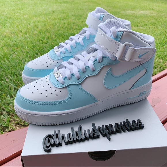 Nike Custom Painted Air Force 1 Mid Top - Light Blue NWT - Picture 8 of 15